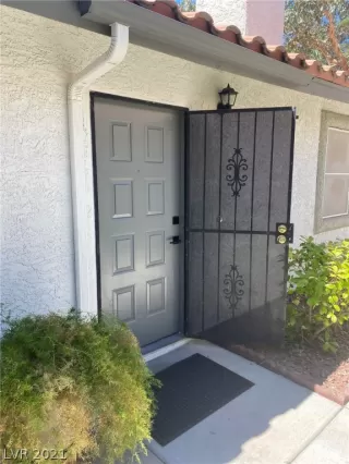 Photo #1: 2306788 Listing