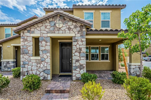MLS: 2306845 Condo For Sale