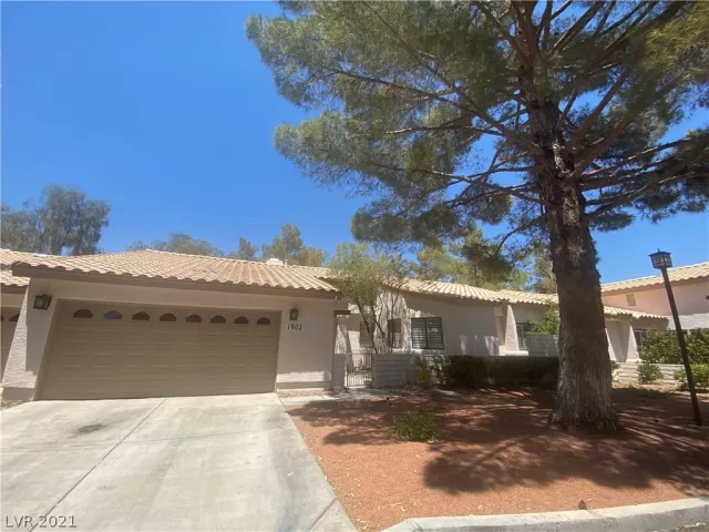 MLS: 2306868 Condo For Sale