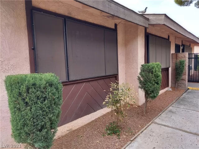 MLS: 2306897 Condo For Sale