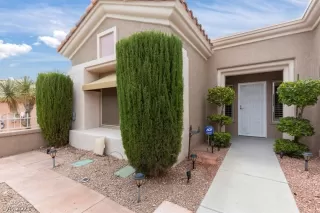 Photo #3: 2306905 Listing 