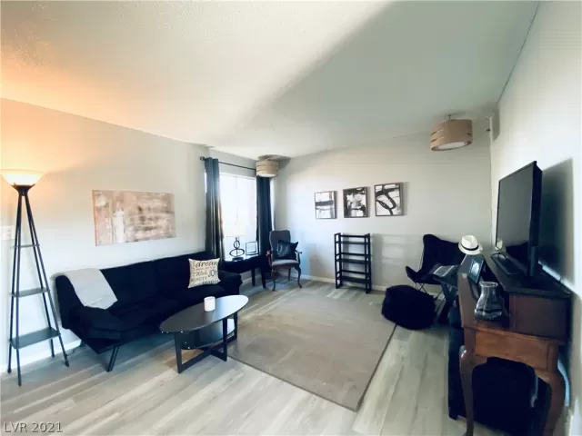 MLS: 2306914 Condo For Sale