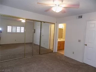 Photo #3: 2306925 Listing 