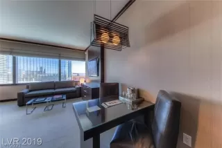 Photo #6: 2306943 Listing 