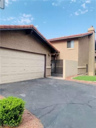 Photo #1: 2306964 Listing 
