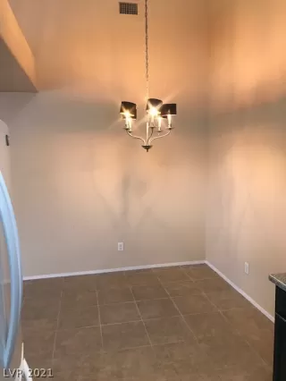 Photo #4: 2306990 Listing 