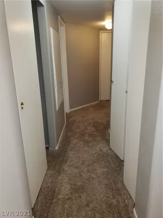 Photo #6: 2307017 Listing 
