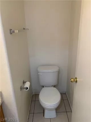 Photo #4: 2307095 Listing 