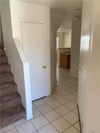 Photo #6: 2307095 Listing 