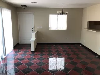 Photo #4: 2307110 Listing 