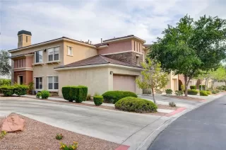 Photo #2: 2307136 Listing