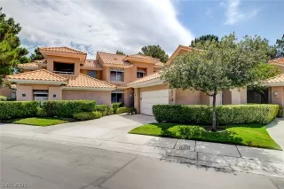 Photo #1: 2307143 Listing