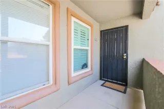 Photo #2: 2307232 Listing