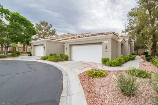 Photo #1: 2307255 Listing 
