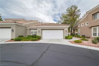 Photo #3: 2307255 Listing 
