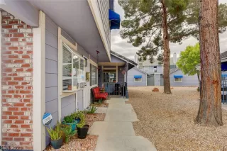 Photo #3: 2307273 Listing