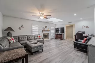 Photo #6: 2307278 Listing 