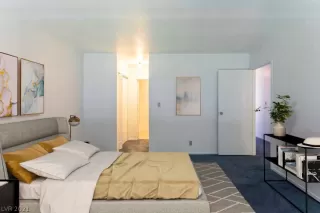 Photo #2: 2307280 Listing 