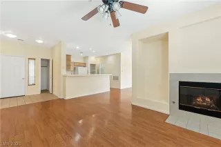 Photo #3: 2307310 Listing 