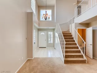 Photo #2: 2307325 Listing 