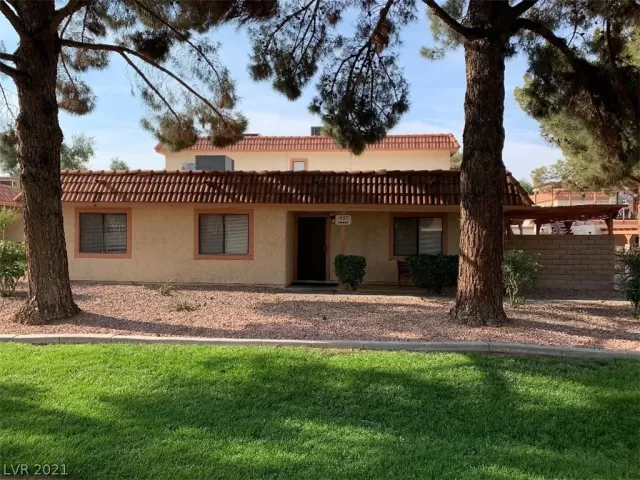 MLS: 2307333 Condo For Sale