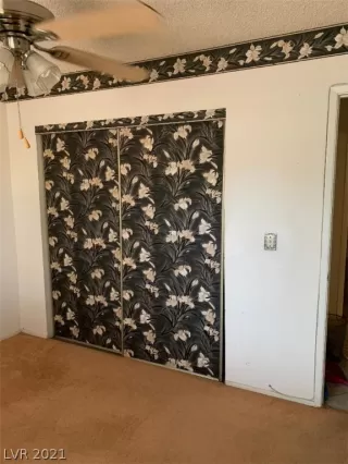 Photo #4: 2307333 Listing