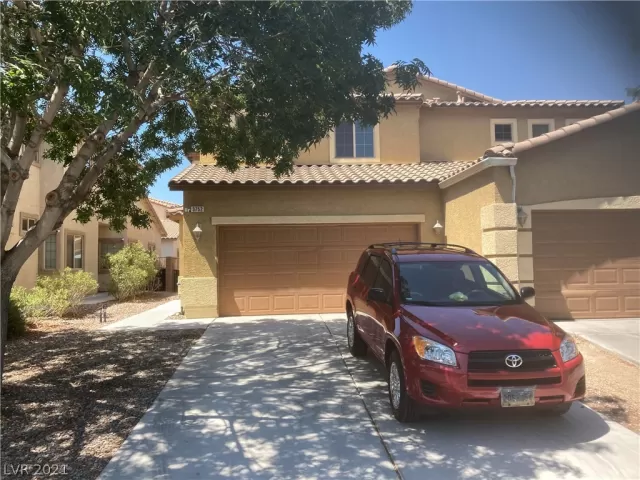 MLS: 2307404 Condo For Sale