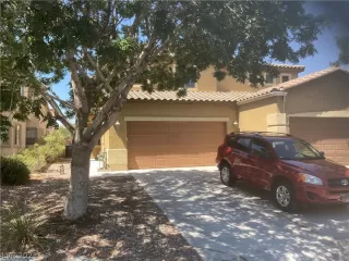 Photo #1: 2307404 Listing 