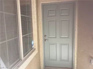 Photo #2: 2307404 Listing 