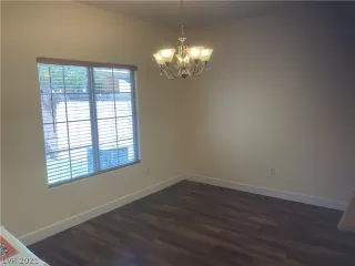 Photo #4: 2307404 Listing 