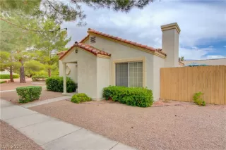 Photo #2: 2307468 Listing