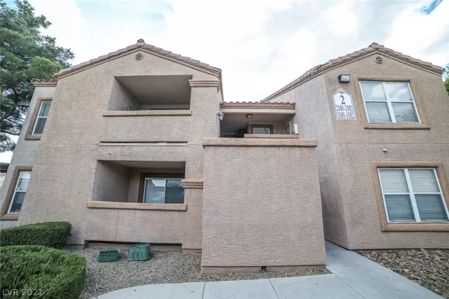 MLS: 2307528 Condo For Sale