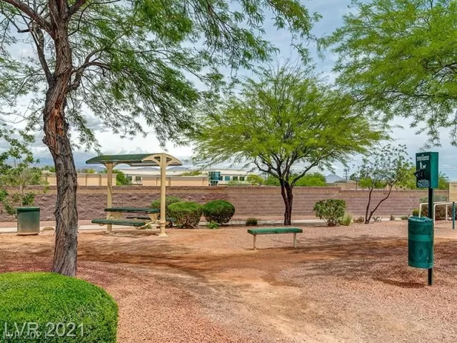 MLS: 2307540 Condo For Sale