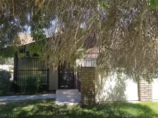Photo #1: 2307549 Listing 