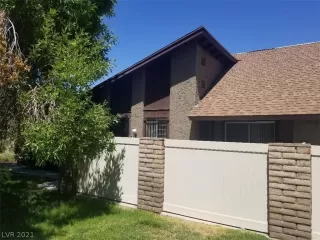 Photo #2: 2307549 Listing 