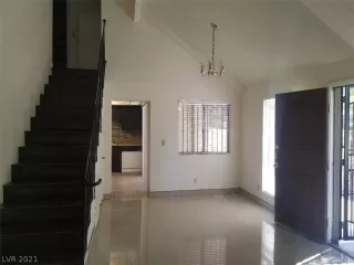 Photo #6: 2307549 Listing 