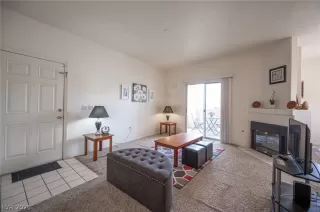 Photo #4: 2307555 Listing