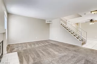 Photo #2: 2307560 Listing