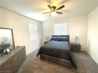 Photo #4: 2307610 Listing