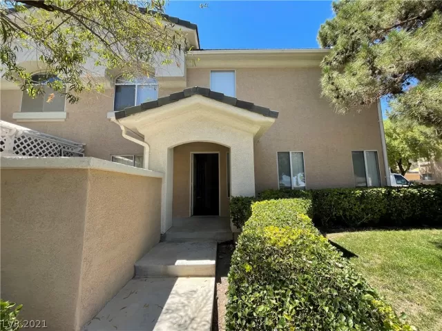 MLS: 2307634 Condo For Sale