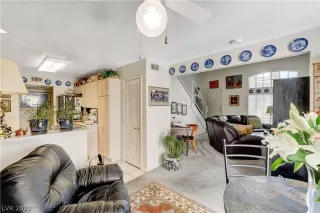 Photo #6: 2307644 Listing 