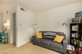 Photo #5: 2307657 Listing 