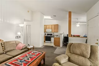 Photo #5: 2307688 Listing