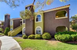 Photo #2: 2307704 Listing