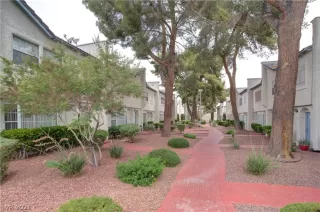 Photo #1: 2307708 Listing 