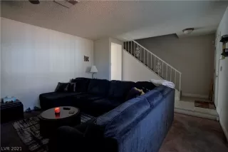 Photo #4: 2307708 Listing 