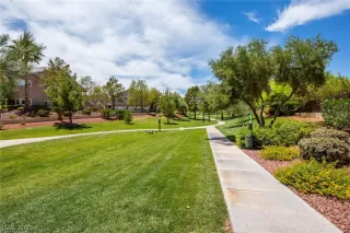 Photo #3: 2307756 Listing 