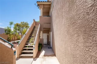 Photo #5: 2307756 Listing 