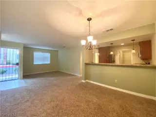 Photo #2: 2307766 Listing 