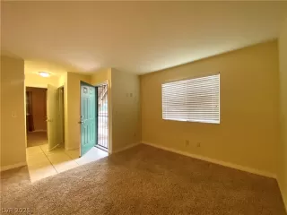 Photo #3: 2307766 Listing 